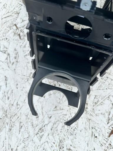 Lakťová opierka nastaviteľná koženná + držiak na nápoj VWCADDY 2K5 1T0864208 1T0857669H