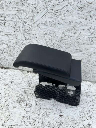 Lakťová opierka nastaviteľná koženná + držiak na nápoj VWCADDY 2K5  1T0864208 1T0857669H