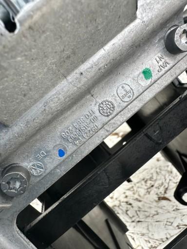 Lakťová opierka nastaviteľná koženná + držiak na nápoj VWCADDY 2K5 1T0864208 1T0857669H