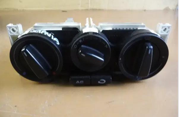 SKODA OCTAVIA I 96-04  panel kúrenia 1U0820045G