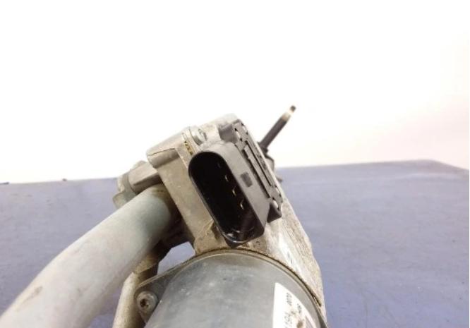 AUDI A4 B8 Motorček stieračov predný s mechanizmom 8K1955023B