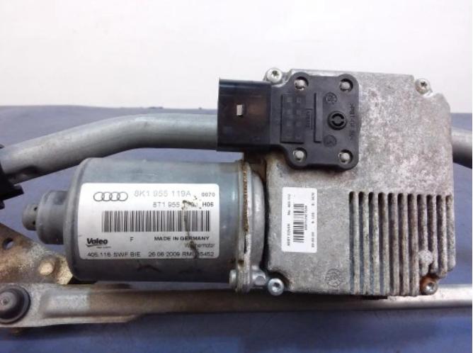 AUDI A4 B8 Motorček stieračov predný s mechanizmom 8K1955023B