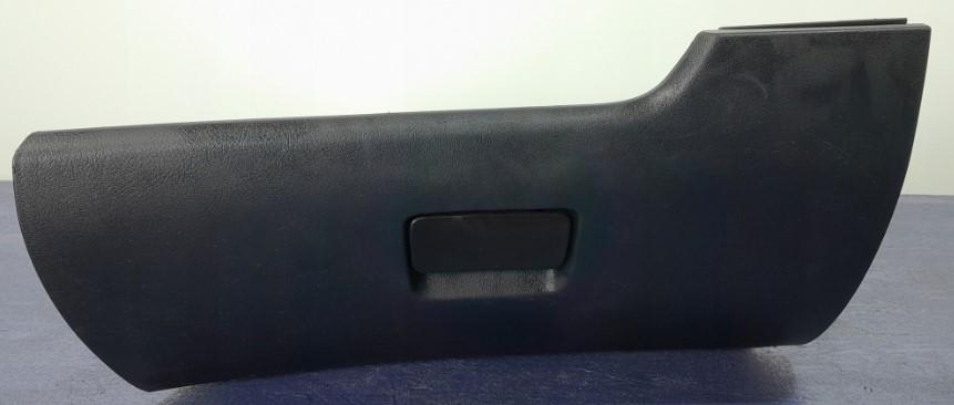 PEUGEOT 207 Priehradka, kastlík spolujazdca 