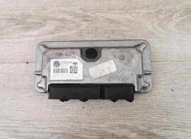 VW GOLF V  1.4 16V  Riadiaca jednotka Motora 03C906024AH