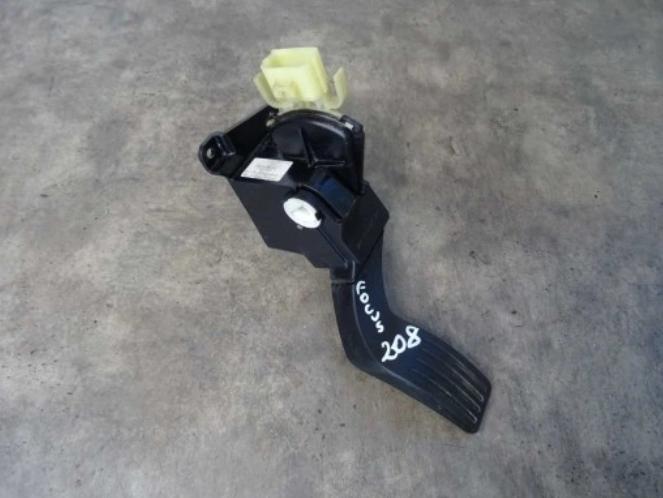 FORD FOCUS I 1.8 TDCI Potenciometer plynového pedálu 2M159F836AD