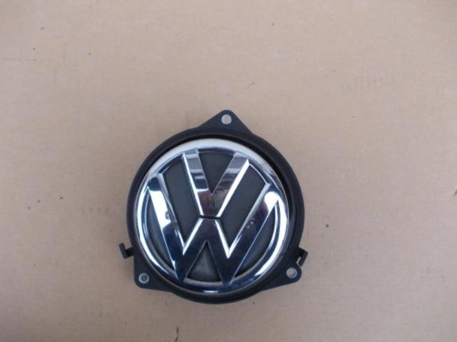 VW Golf VI Passat B7 Kľučka zadnej kapoty 6R0827469C