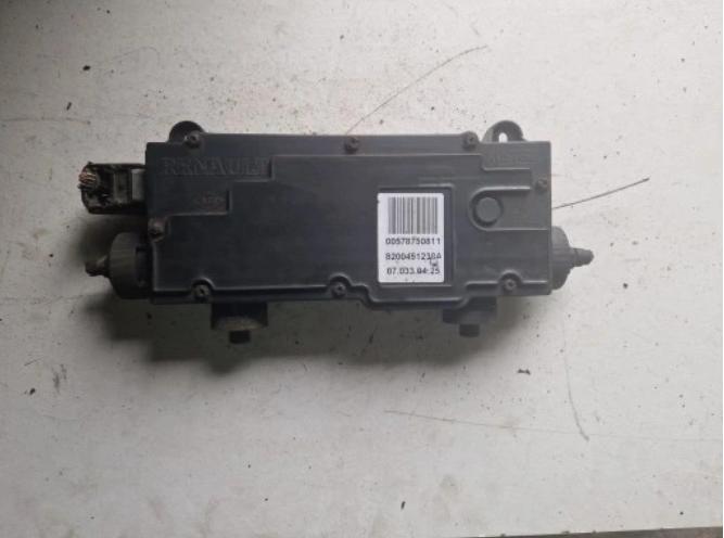 RENAULT ESCAPE IV Ručná brzda 8200451238A