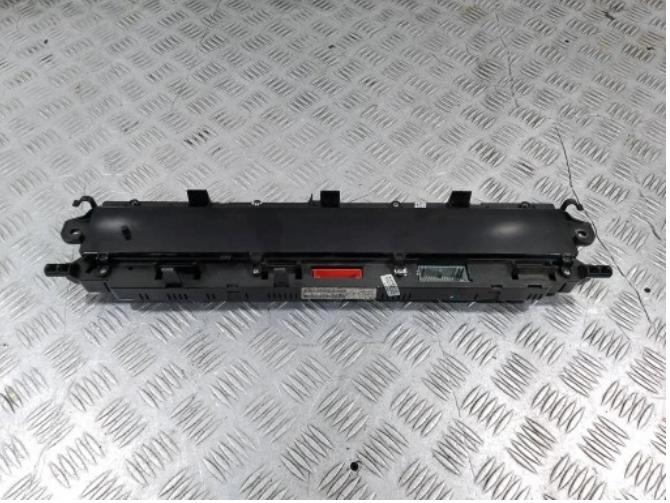 RENAULT SCENIC II ( 03-09 ) 1.9 DCI Displej 8200107954C
