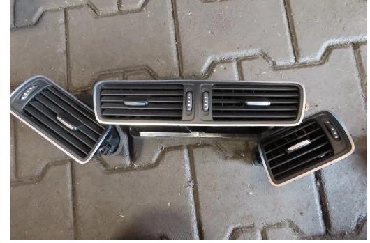 VW Passat B7  Mriežky kúrenia komplet 3AB819728A (Mriežky kúrenia (fukáre))