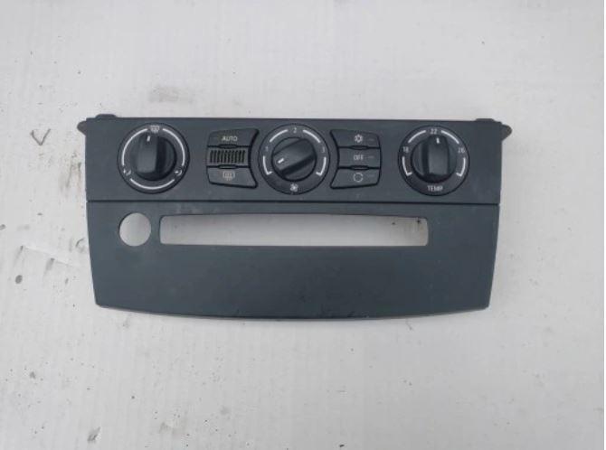 BMW E60 Panel klimatizácie 9122396-01