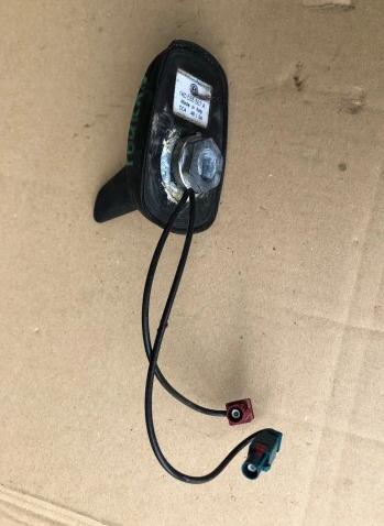 VOLKSWAGEN TOURAN 03-07  ANTENA 1K0035507A