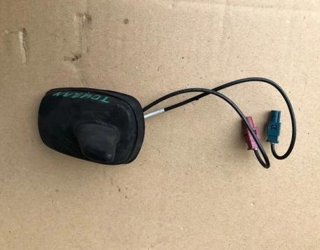 VOLKSWAGEN TOURAN 03-07  ANTENA 1K0035507A 