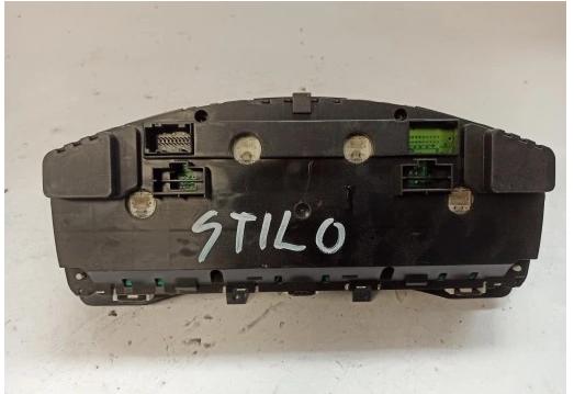 FIAT STILO 1.9 JTD  Prístrojovka 1FCF-10849-BG (Prístrojové dosky, displeje)