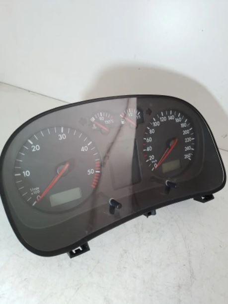 VOLKSWAGEN GOLF IV 1.9 TDI ALL/W/5 Prístrojová doska 1J0920806G