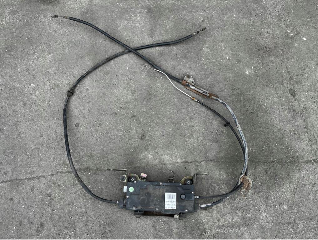 Renault Espace IV Ručná brzda 8200418646