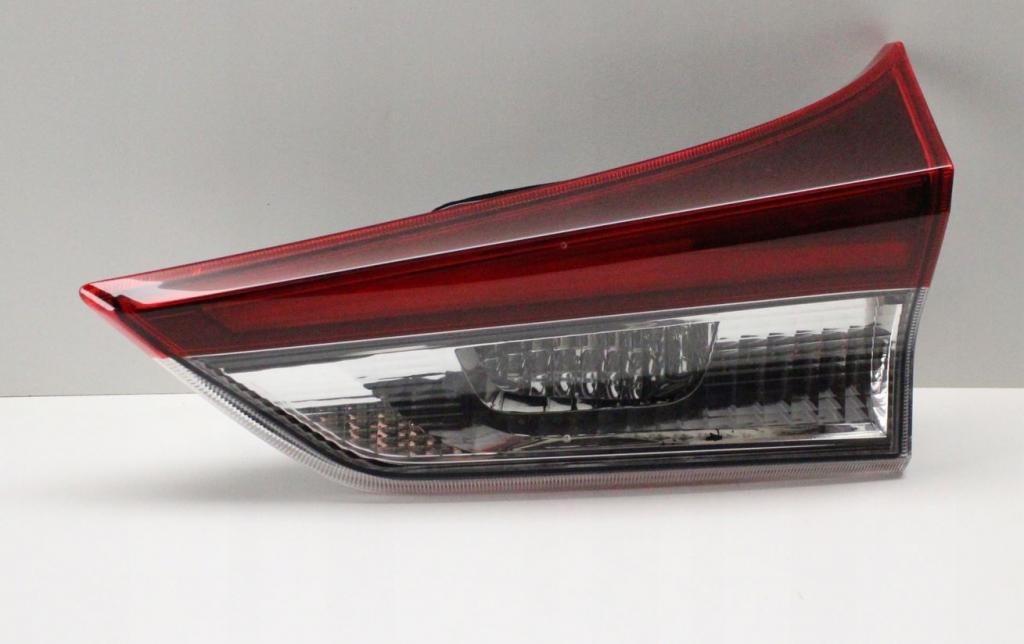 TOYOTA AURIS II LIFT KOMBI 2015+  Svetlo zadné pravé LED 02-354