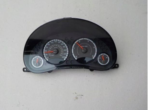 Jeep Cherokee KJ 2,8 crd EUROPA Prístrojová doska 04828962AB