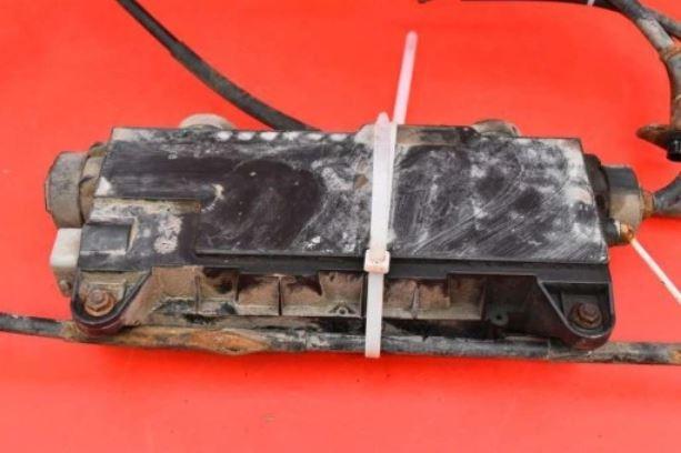 RENAULT MEGANE SCENIC 2 II 03-06 Ručná brzda 8200311379