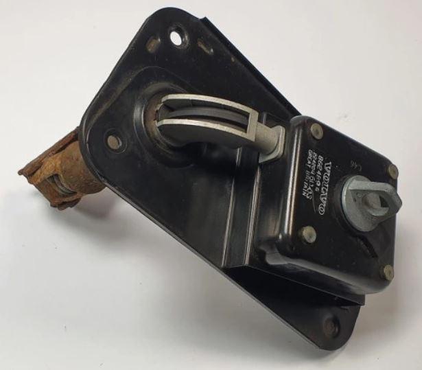 VOLVO XC90 Držiak rezervného kolesa 8624896