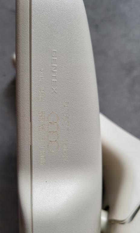 AUDI A4 B6 AVANT 2003 131 kW 1896 Spätné zrkadlo vnútorné