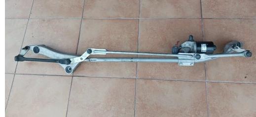 MERCEDES W169 W245 Mechanizmus stieračov predný A1698202148 (Motorčeky stieračov predné)