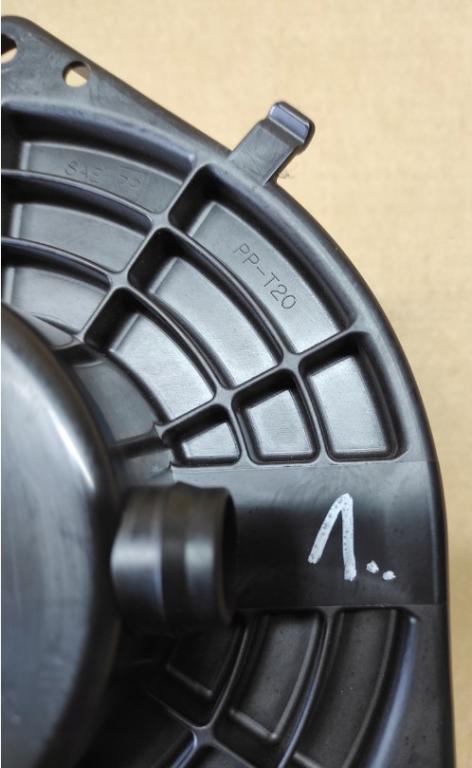 Renault Laguna III Ventilátor ventilátor kúrenia A10357A8400000