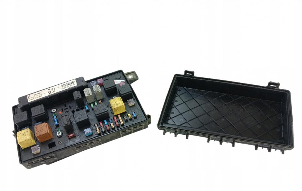 OPEL ASTRA H (2004-2006) poistkova skrinka 13206748