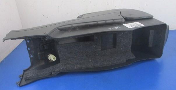 Toyota RAV4 II LIFT 3D Stredový tunel s lakťovou opierkou