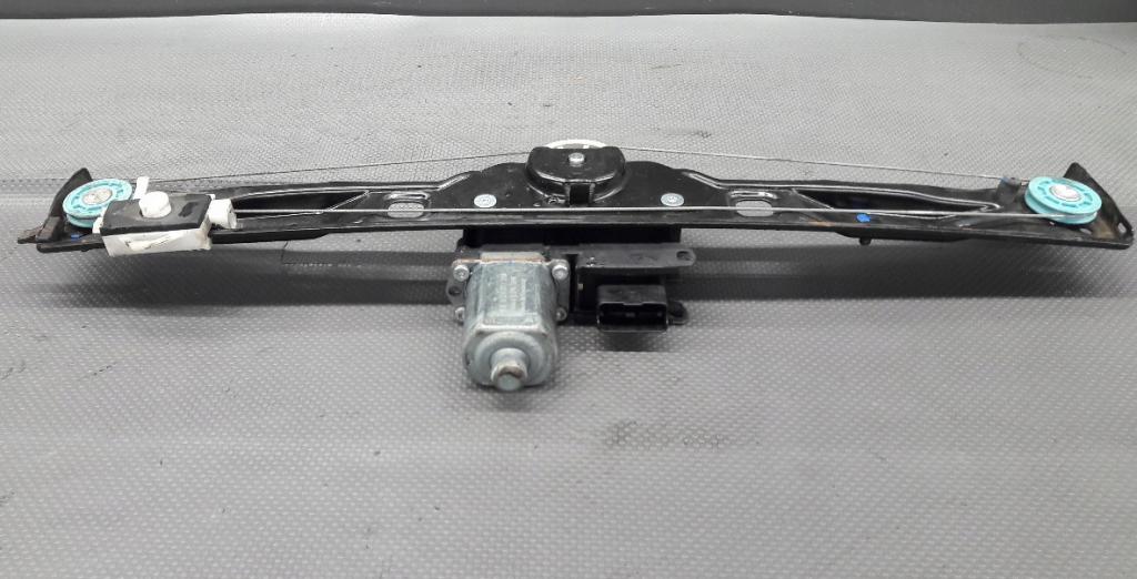 Fiat Fiorino III  2017  LIFT 1.4B 78KM 16- 1400 Mechanizmus okna predný ľavy 0130822398