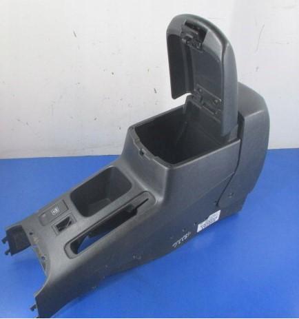 Toyota RAV4 II LIFT 3D Stredový tunel s lakťovou opierkou