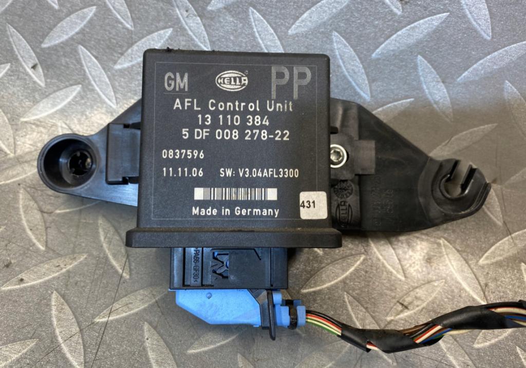 Opel Astra H Modul svetiel 13110384