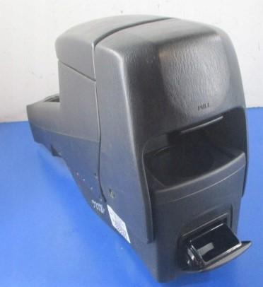 Toyota RAV4 II LIFT 3D Stredový tunel s lakťovou opierkou