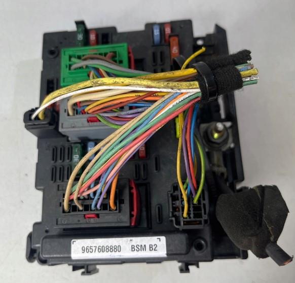 PEUGEOT 206+ 1.2 B 09r Modul BSM 9657608880
