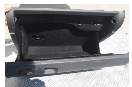 Vw Golf V Plus  kastlík 5M1857097K