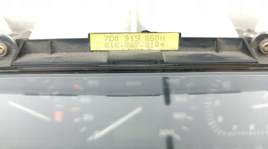 VW t4: 1.9 tdi 2.4 Pristrojová doska: hodiny: 7D0919850H