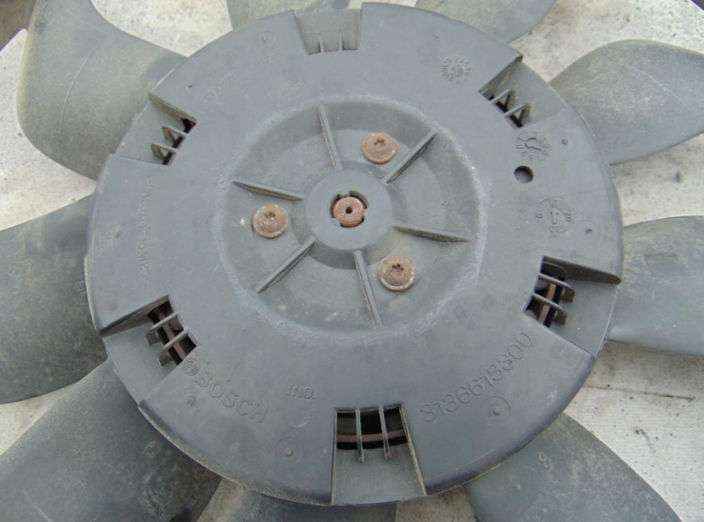 VW SHARAN 1995 - 2010 1.9 TDI 96 kW 2002 - 2010 Ventilátor chladiča 1137328117