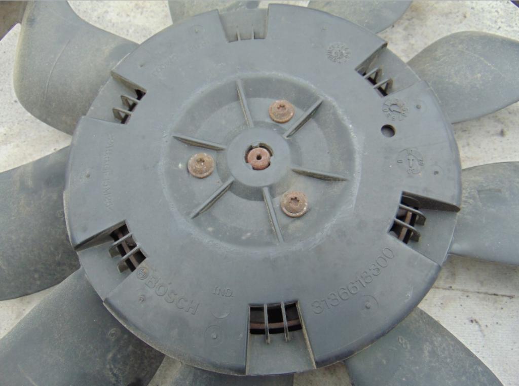 VW SHARAN (7M8, 7M9, 7M6) 1.9 TDI 96 kW 2002 - 2010 Ventilátor chladiča 1137328117