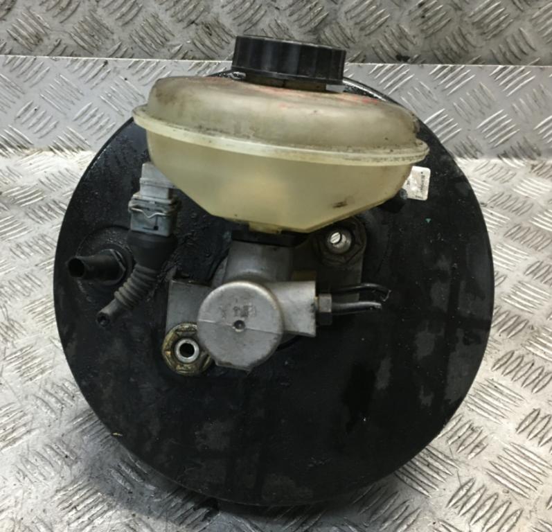 Audi A4 B5 posilovač pumpa brzdová 8D0612105A