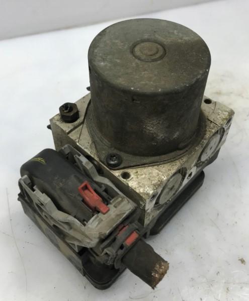 HYUNDAI i20 I (PB, PBT) 2008 - 2022 1.2 57 kW 2008 - 2012 Pumpa ABS 61589-44200