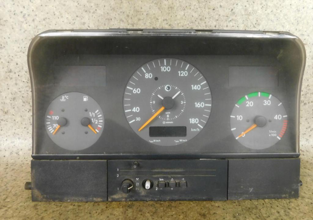 Volkswagen LT II 35 2.5TDI prístrojovka/ budíky 2D0919049M
