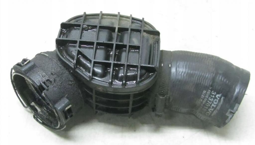 VOLVO V 40 II 2014 140kW II 1969 Rúra hadice trubka vzduchu 31370187