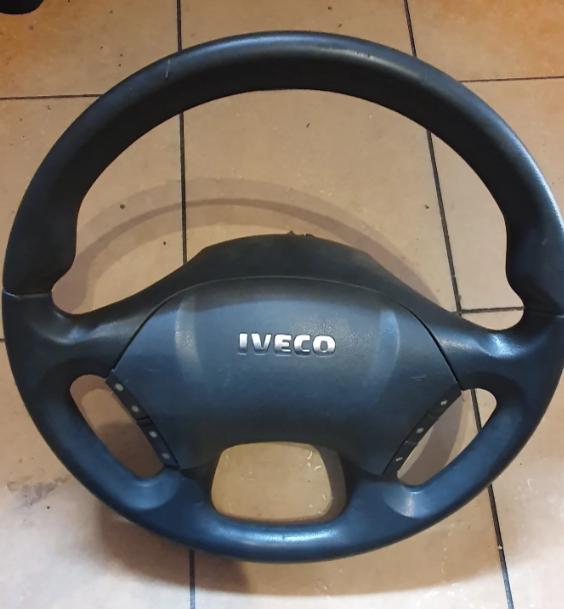 Iveco Stralis volant 504000979