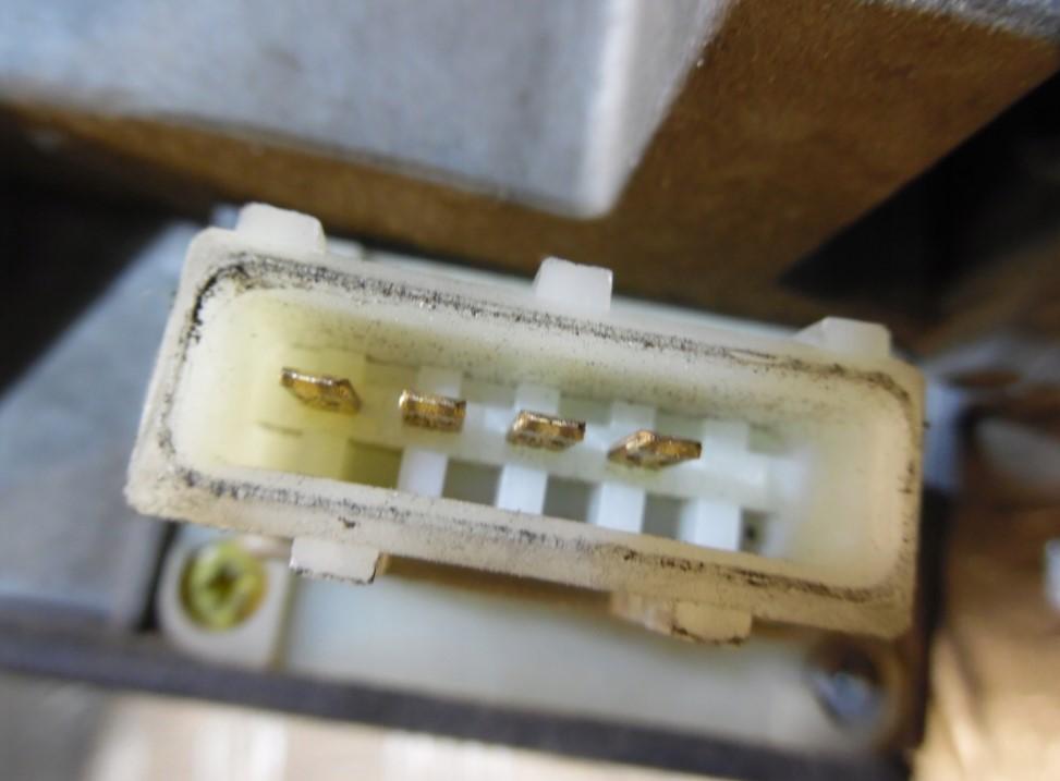 AUDI A6 C4 2.5 TDI Váha vzduchu vzduchu 0281002074 4A0133471