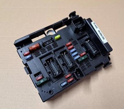 PEUGEOT CITROEN  Modul BSM B3 9657608780 