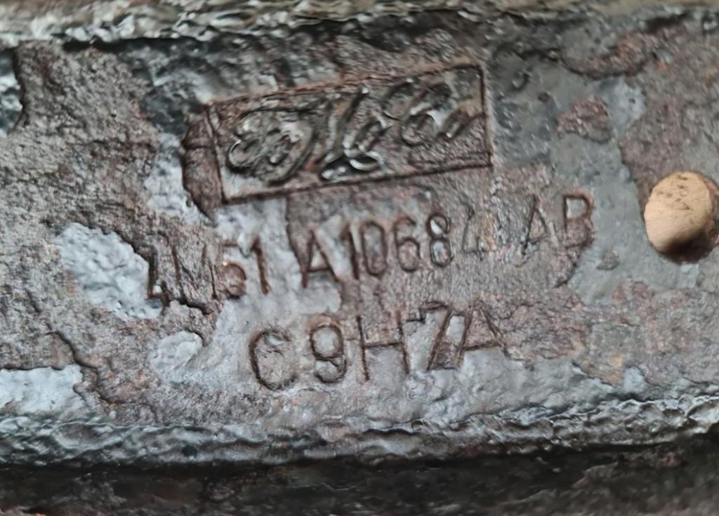 Ford Focus Výztuha narazník před 4M51A10684AB