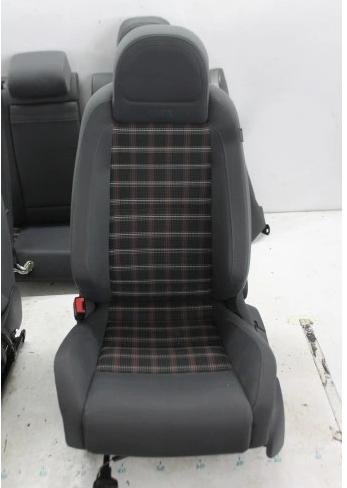 VW GOLF V GTI 03-09  Sedadlá, sedačky Sedadlo GTI  KOMPLET