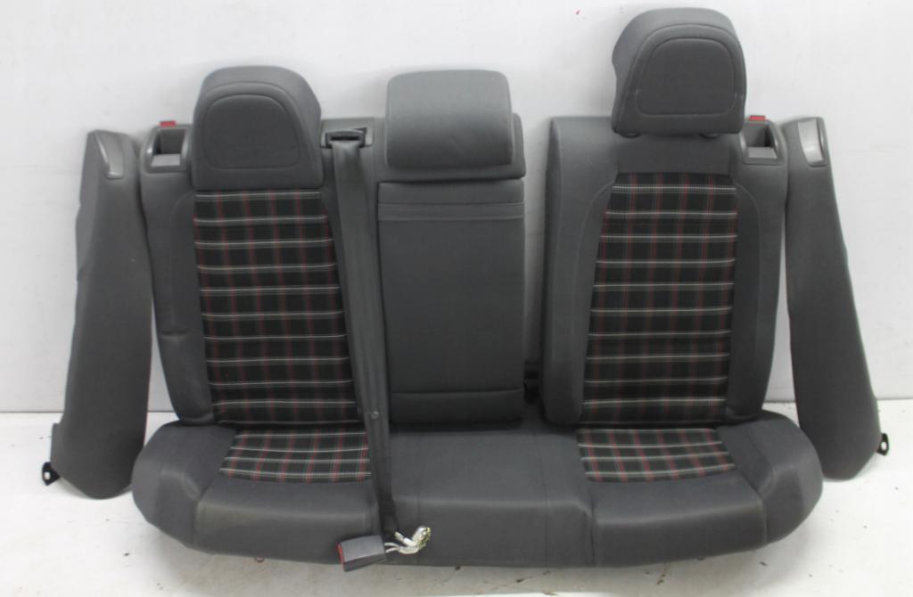 VW GOLF V GTI 03-09  Sedadlá, sedačky Sedadlo GTI  KOMPLET