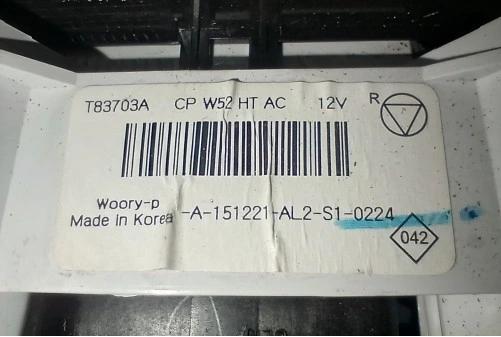 Dacia Logan II panel ovládania kúrenia T83703A