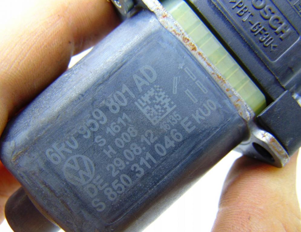 POLO 6R Motorček okna ľavy predný 6R0959801