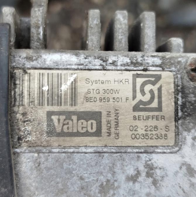 Audi A4 B6 2000-2004 1.9 tdi Ventilátor chladiča 8E0959501F